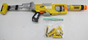 lot 912 image: Nerf ICON Toy Gun Blaster with 9 Darts