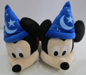 lot 901 image: Disney Mickey Mouse Childrens Slippers Size 56