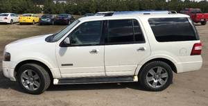 lot 4 image: 2008 Ford Expedition LTD 4x4