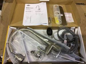 Single-Handle Pull-Down Sprayer Kitchen Faucet with Solid Lever Handle - Brushed Nickel by EZ-FLO Customer Returns See Pictures&nbsp