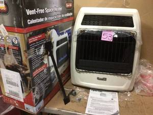 20,000 BTU Blue Flame Vent Free Natural Gas Thermostatic Wall Heater by Dyna-Glo Customer Returns See Pictures&nbsp