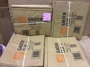 30 Gal. Paper Lawn and Leaf Bags - 5 Pack by The Home Depot Customer Returns See Pictures&nbsp