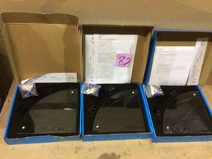 9.5 in. x 9.5 in. Glass Corner Shelf with Pre-Installed Rails in Rubbed Bronze by MODONA Customer Returns See Pictures&nbsp
