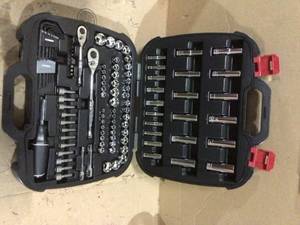 lot 48 image: 14 in., 38 in. and 12 in. Drive Mechanics Tool Set (149-Piece) by Husky Customer Returns See Pictures