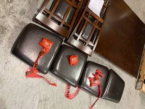 Bennox Counter Height Dining Table and Bar Stools (Set of 5) Customer Returns See Pictures