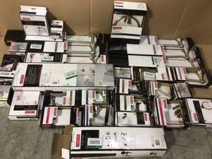 lot 49 image: BIG MIX LOT OF DELTA TOWEL BAR, TOWEL RINGS, AND MISC. Customer Returns See Pictures 