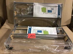 lot 75 image: Over The Door Drying Rack by HOMZ Customer Returns See Pictures 