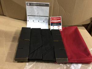 lot 79 image: Ornament Storage Bag with Top Clear View Window (2-Tray) Customer Returns See Pictures 