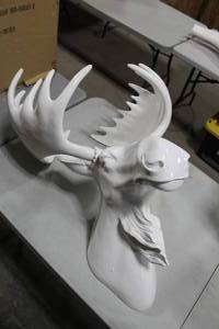 lot 924 image: Z Gallerie Moose Head Wall Dcor White 23Lx19Wx29H (in box)