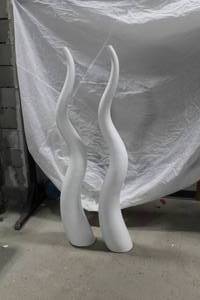 lot 926 image: Lot of (2) Unlimited Containers Inc Tusk Table Dcor White 39Lx6D (in box)