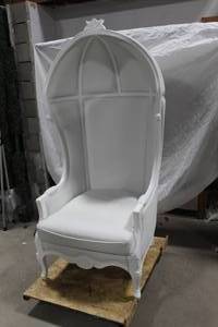lot 905 image: Queens Throne Chair White 31Wx35Dx78H