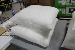 lot 990 image: Lot of (2) Pillow Bun Micro Gel BUN22WR White 22Lx20W