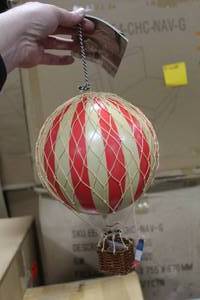 lot 947 image: Travels Light Royal Aero 11 AP161R True Red (in box)