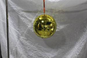 lot 986 image: Disco Mirror Ball Gold 16D
