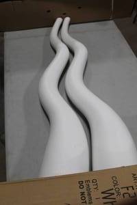 lot 1032 image: Lot of (2) Unlimited Containers Inc Tusk Table Dcor White 39Lx6D (in box)