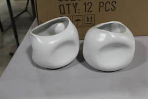 lot 1097 image: Lot of (2) Glass Table Vase Satin White 6Dx6H (in box)