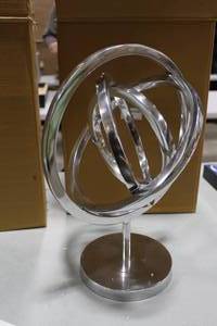 lot 1145 image: Metal Rings within Rings Home Dcor 16H
