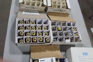 lot 1193 image: Lot of (38) Caf Lights Clear (in 2 boxes)