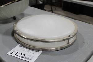 lot 1122 image: Ceiling Light Fixture  3-12Tx16D