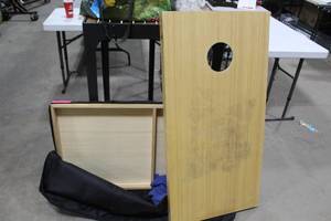 lot 1816 image: Tailgating Pros Bean Bag Toss Game Natural 47-14Lx23-12W  with Case