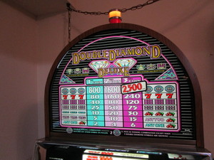 lot 1 image: Slot machine Double Diamond Model ...