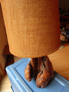 lot 115 image: Table lamp, burl wood base, 27H...