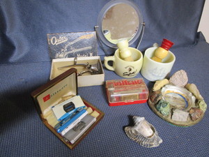 lot 123 image: Oster trimmer, shaving mugs with br...