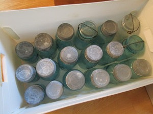lot 142 image: Vintage blue glass canning jars, 15...