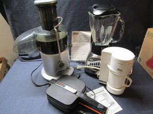 lot 188 image: Breville juice fountain, Oster blen...