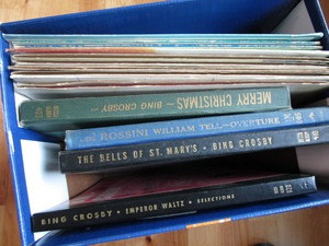 lot 214 image: Records with Bing Crosby, John Denv...