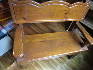 lot 253 image: Wooden bench 36x18x37H back...