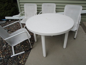 lot 303 image: Vintage spring chairs - woven wicke...