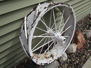 lot 305 image: Steel wheel with lugs 34x9...
