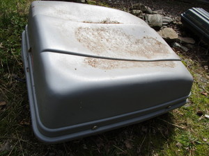 lot 311 image: Voyageur car top carrier by Karrite...