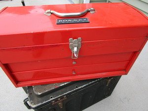 lot 36 image: Toolbox, calipers, micrometer, feel...