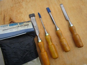 lot 43 image: Marples 4-piece chisel set...
