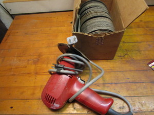 lot 328 image: Makita 5 disc sander, 50 discs...