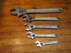 lot 356 image: Adjustable wrenches with Diamond Du...