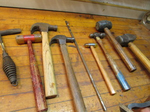 lot 384 image: Markwell paint scraper marked Perfe...
