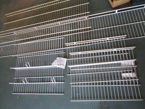 lot 445 image: Wire coated shelving, some for clos...