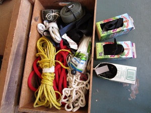 lot 481 image: Rope with poly, strapping, wood box...