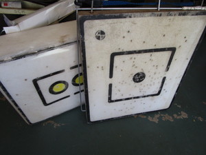 lot 489 image: Target, two piece arrow stop by Det...