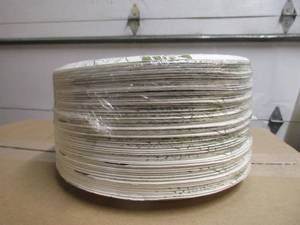lot 142 image: Dixie Paper Plates