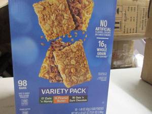 lot 67 image: Crunchy Granola Bars