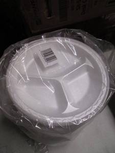 lot 114 image: Three Compartment Plates