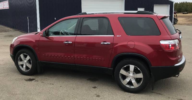 lot 2 image: 2012 GMC Acadia SLT2