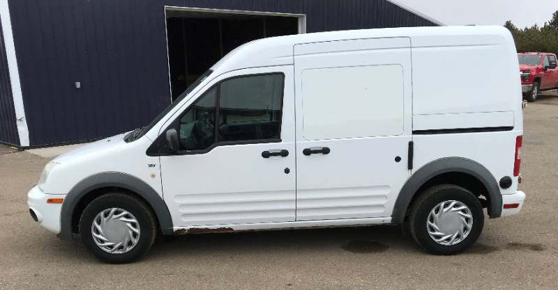 lot 4 image: 2012 Ford Transit Connect XLT Cargo Van