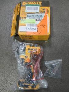 lot 35 image: DEWALT 20-Volt MAX XR Cordless Brushless 38 in. Compact Impact Wrench (Tool-Only), DCF890B, Used.