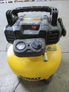 lot 67 image: DEWALT 6 Gal. 165 PSI Electric Pancake Air Compressor, DWFP55126, DOES NOT HOLD AIR