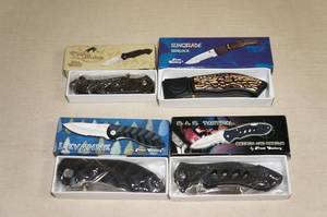 lot 148 image: 4 Pocket Knives